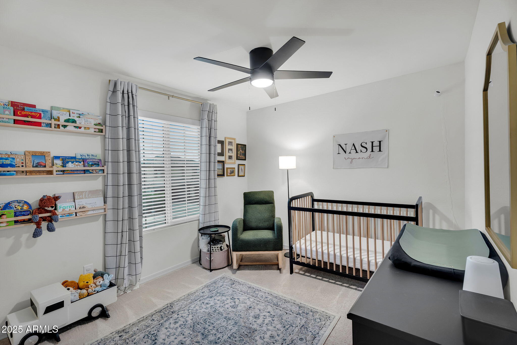 32209 N DAYLIGHT Drive