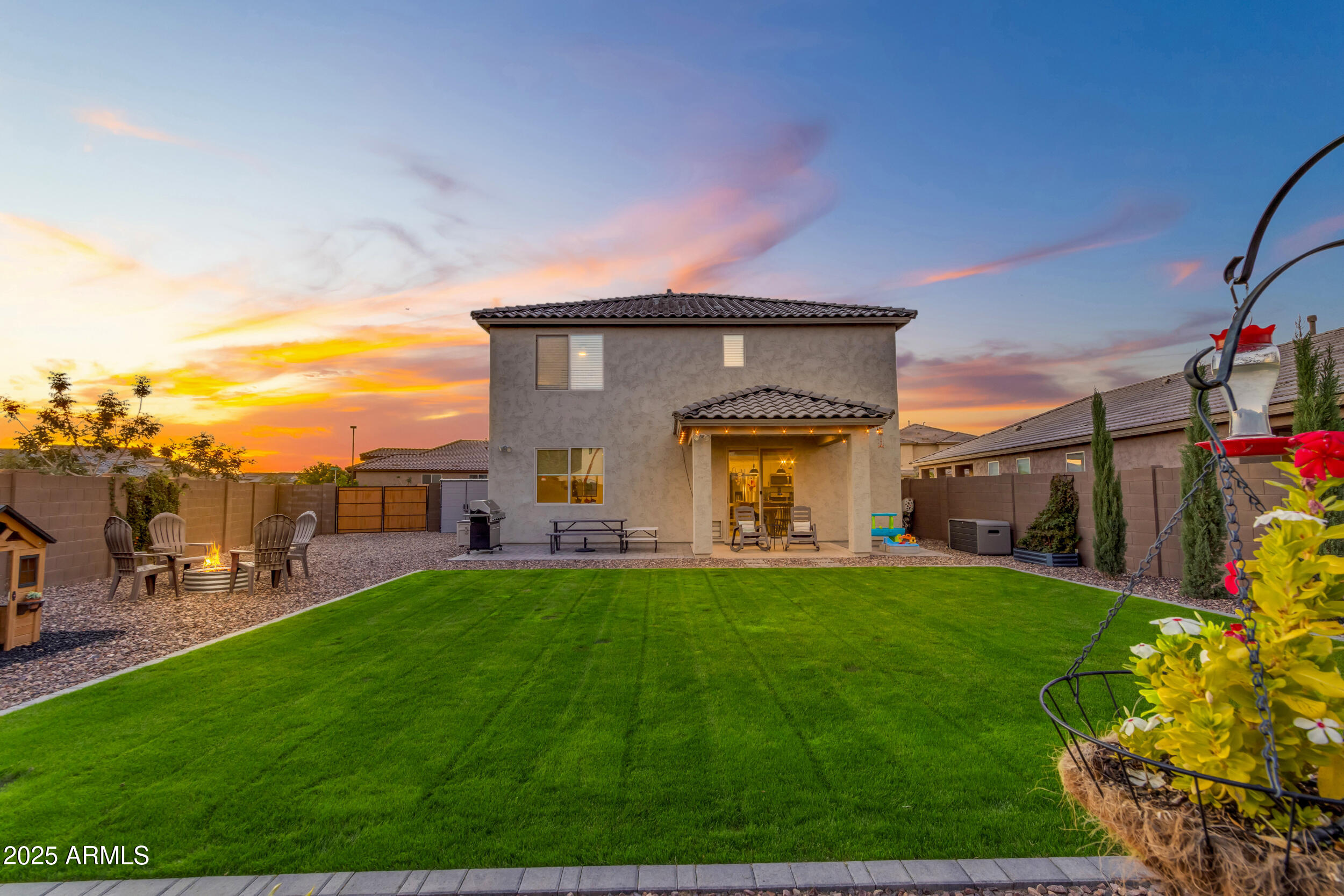 32209 N DAYLIGHT Drive