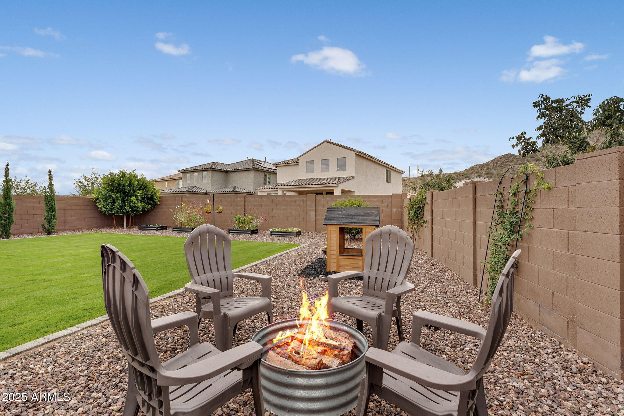 32209 N DAYLIGHT Drive