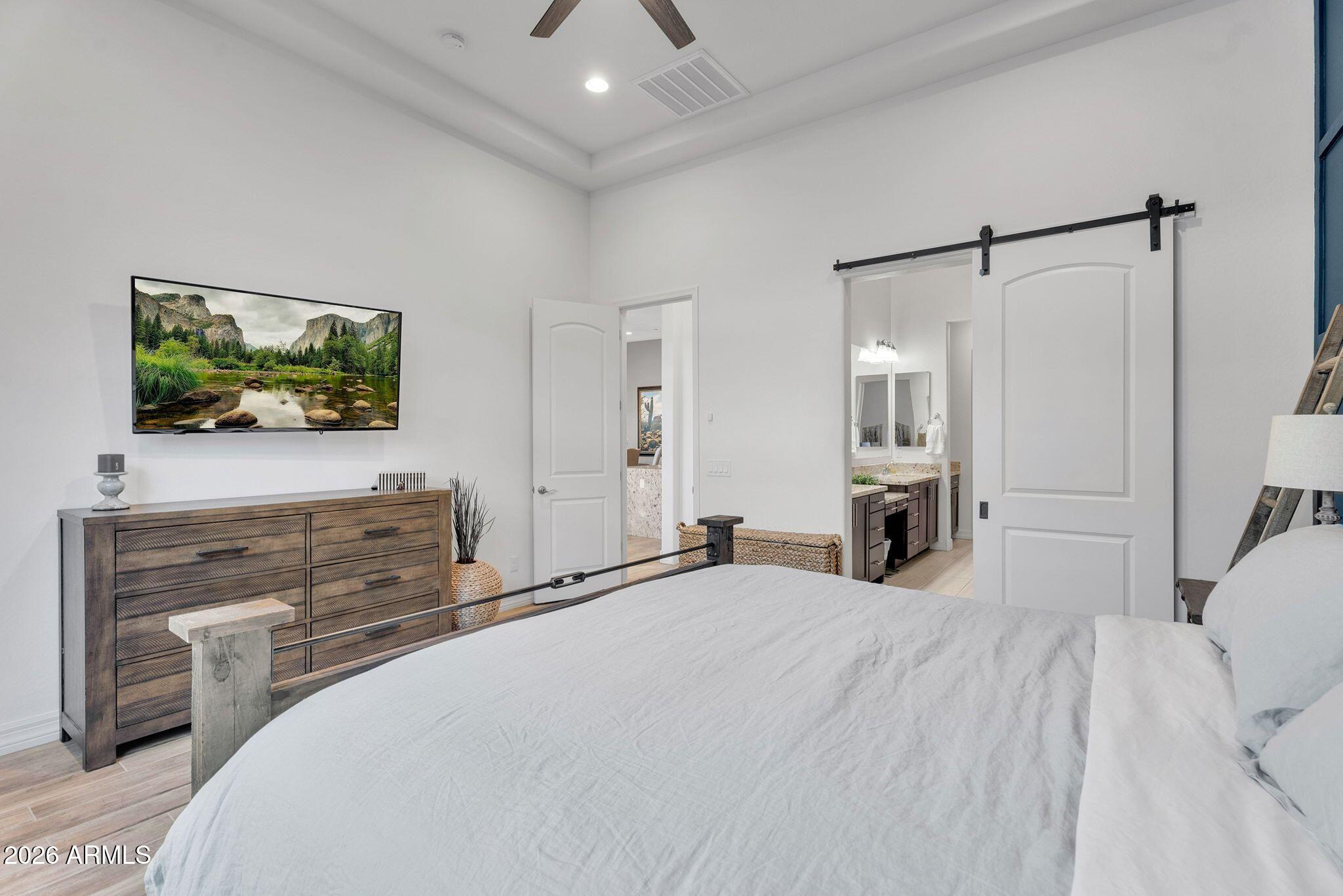 38500 N SCHOOL HOUSE Road 21