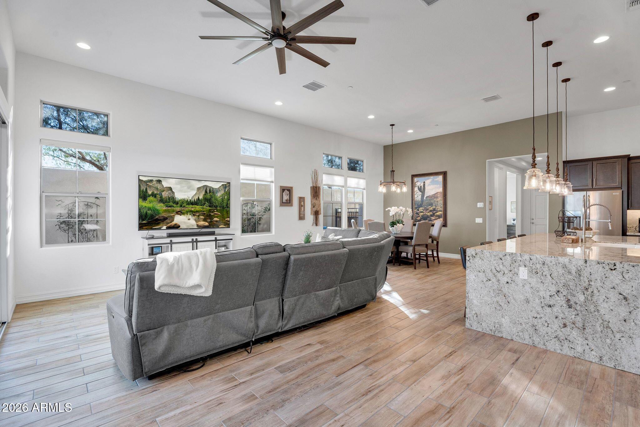 38500 N SCHOOL HOUSE Road 21