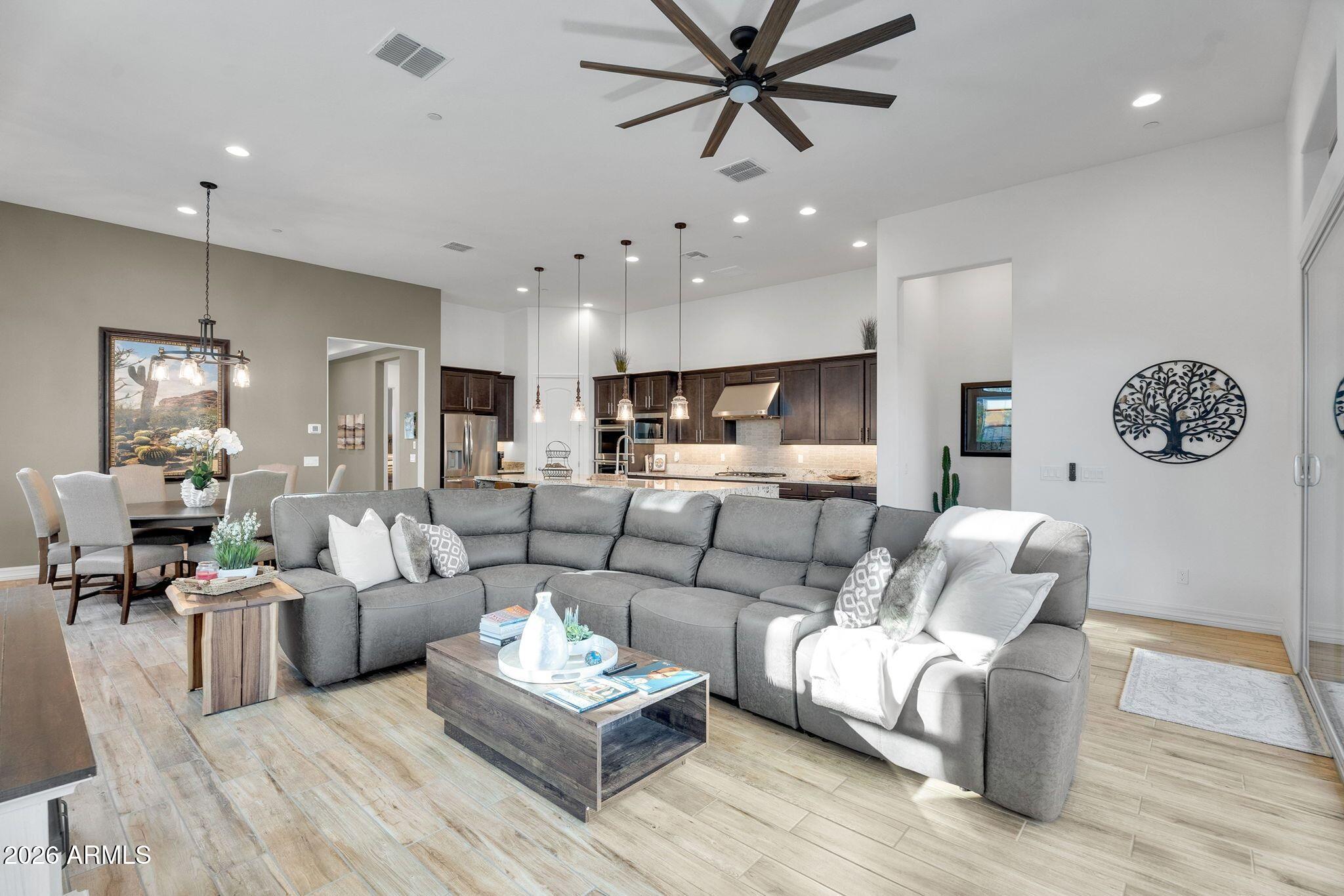 38500 N SCHOOL HOUSE Road 21