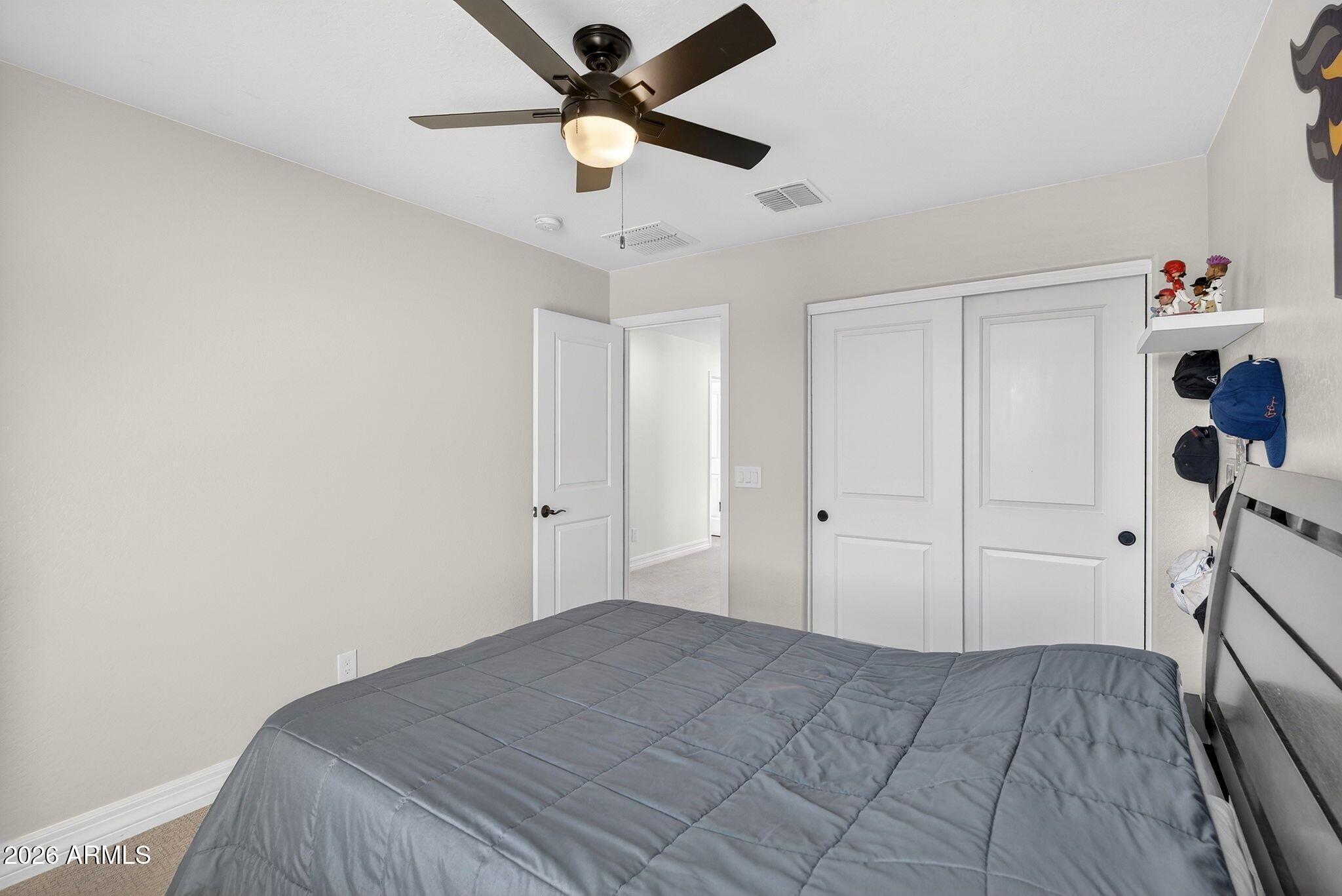 9511 E SATURN Avenue