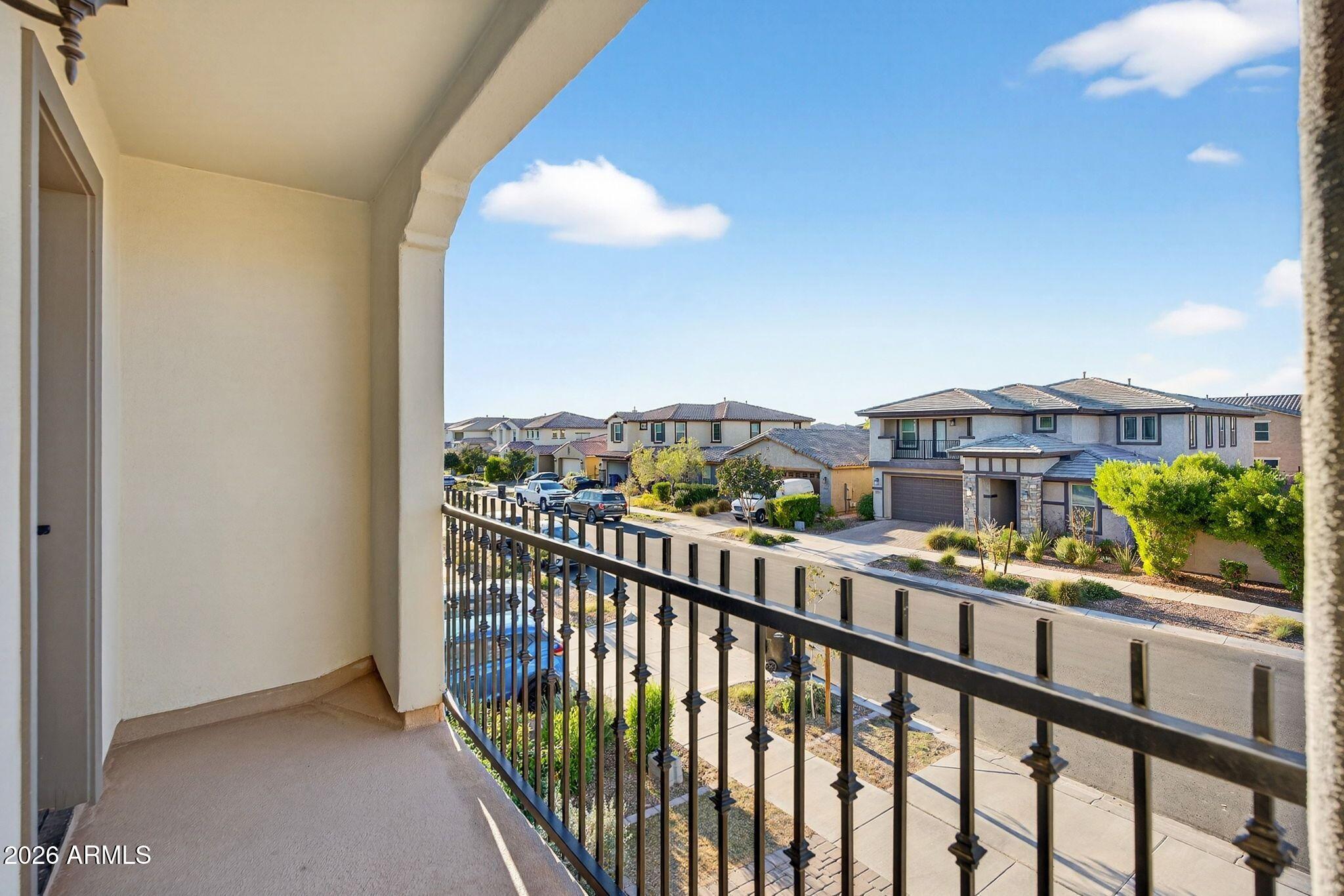 9511 E SATURN Avenue