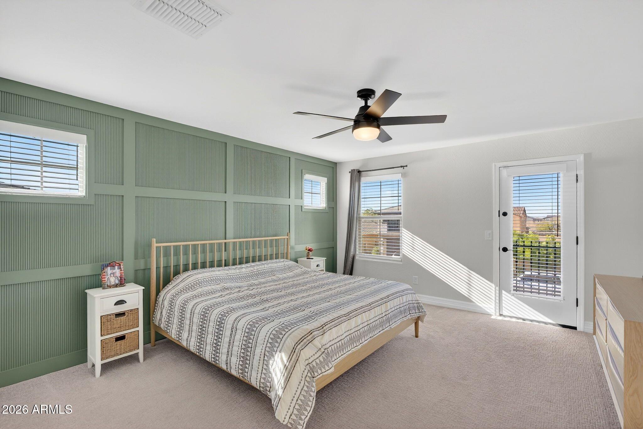 9511 E SATURN Avenue