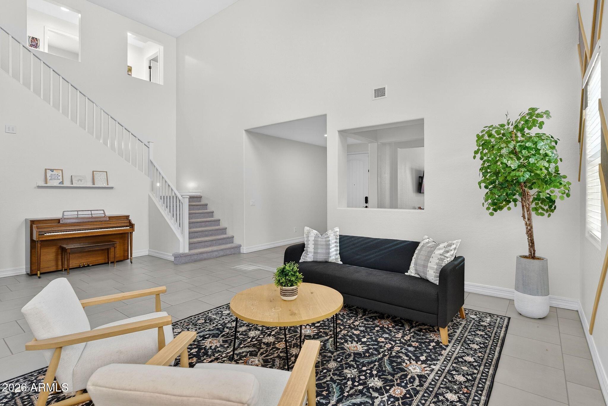 9511 E SATURN Avenue