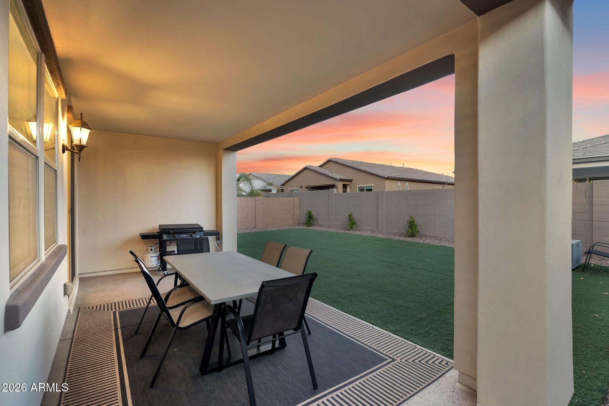 9511 E SATURN Avenue