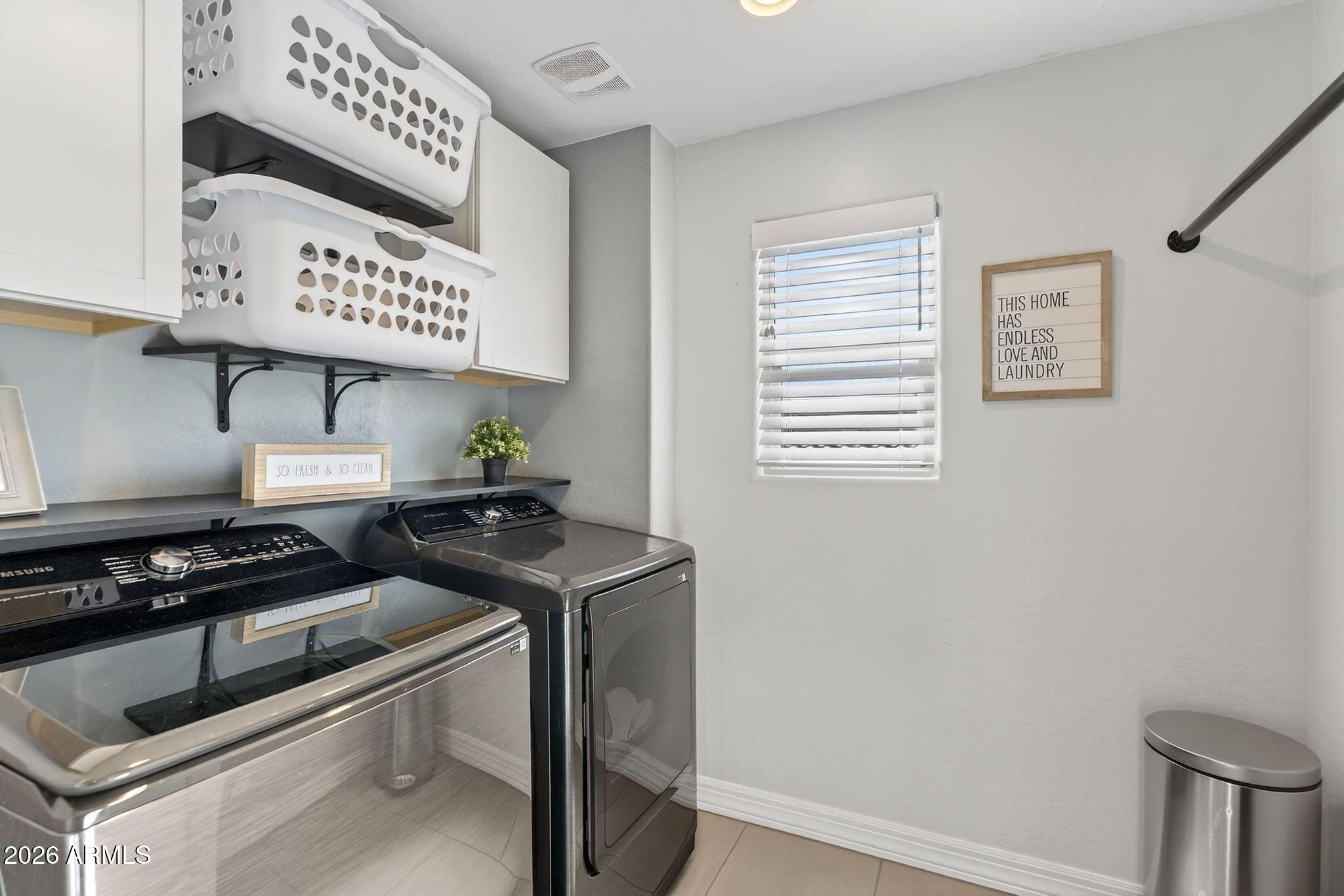 9511 E SATURN Avenue