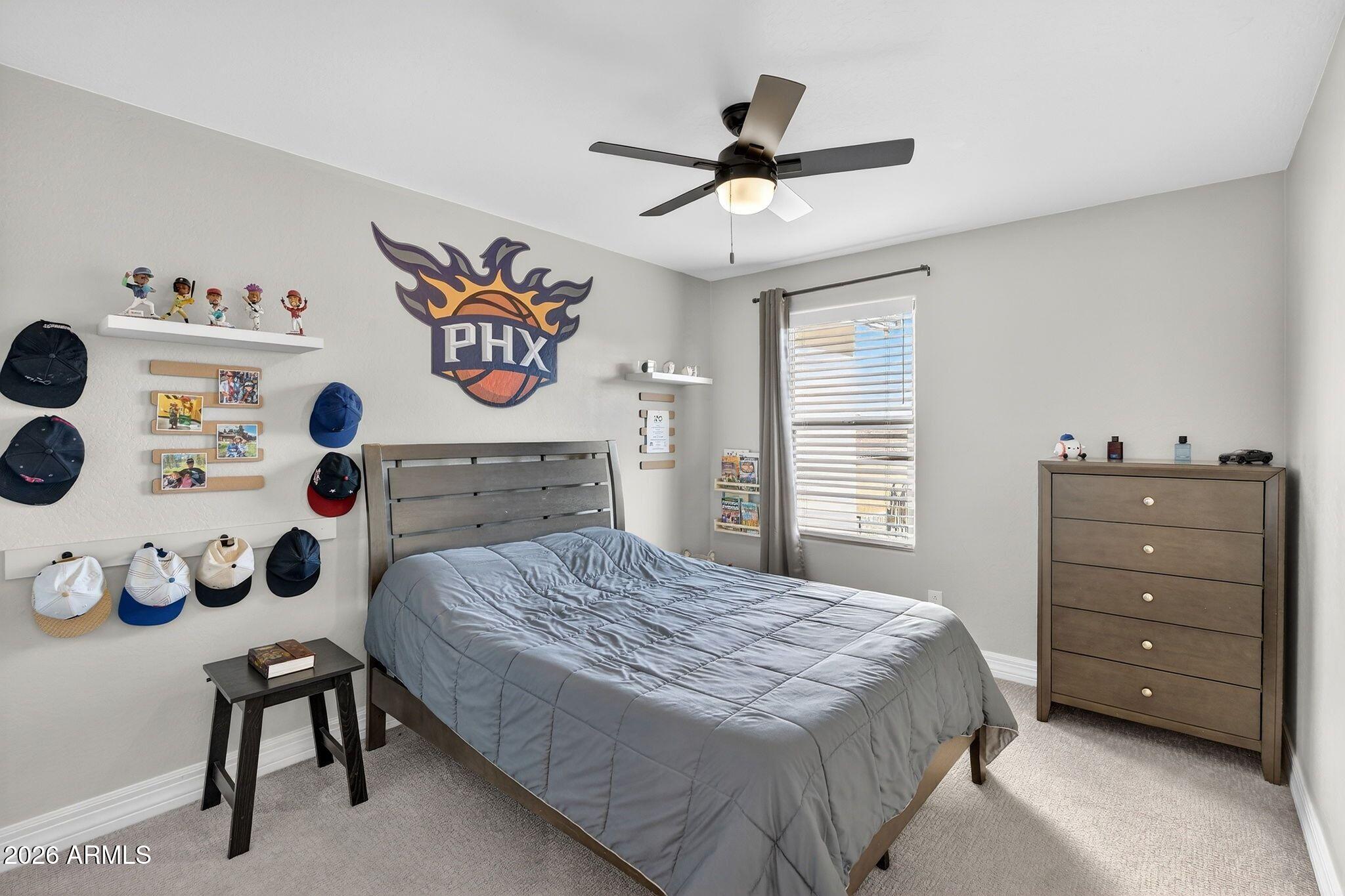 9511 E SATURN Avenue