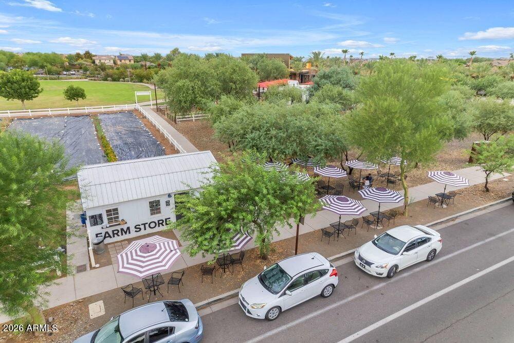 9511 E SATURN Avenue