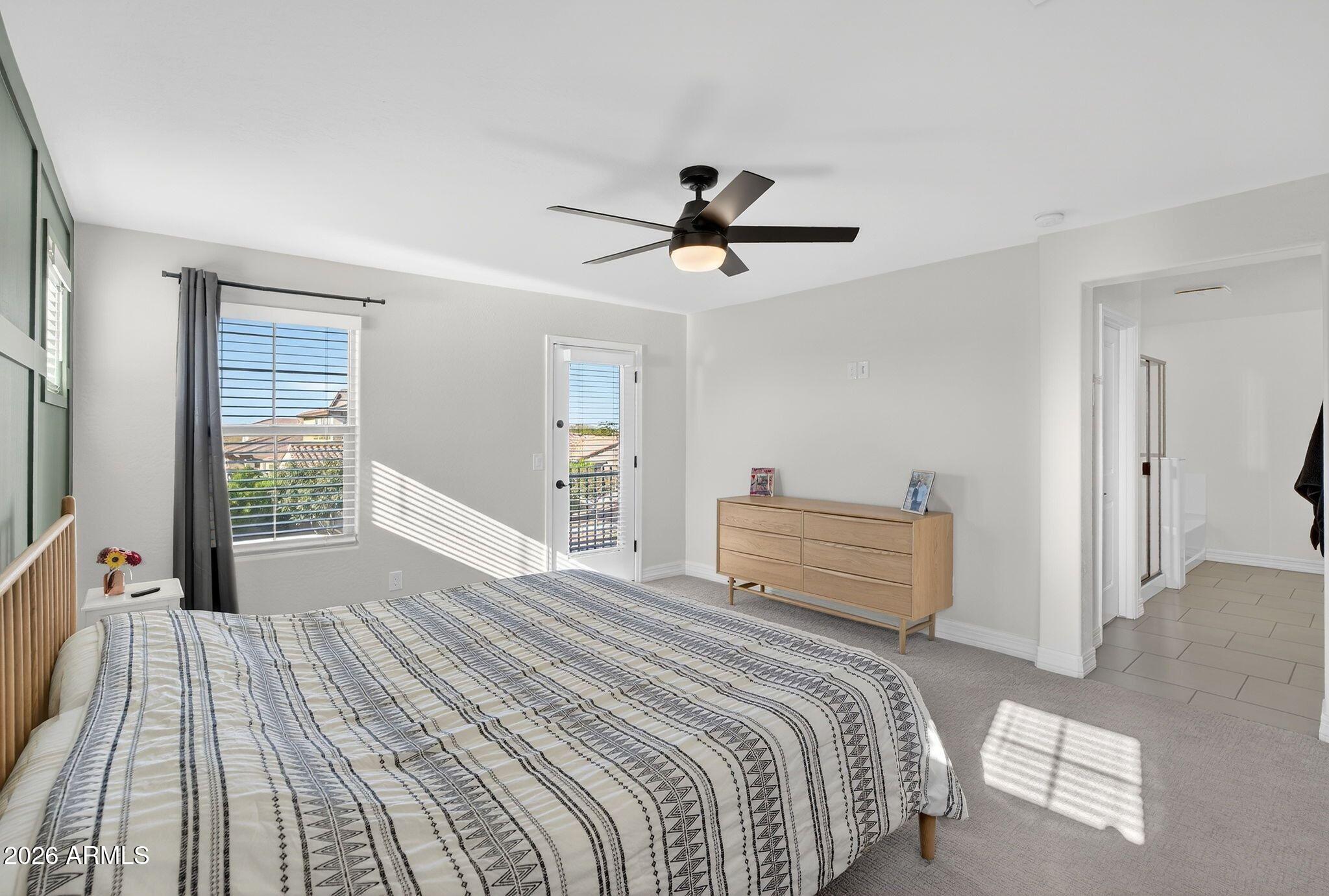 9511 E SATURN Avenue