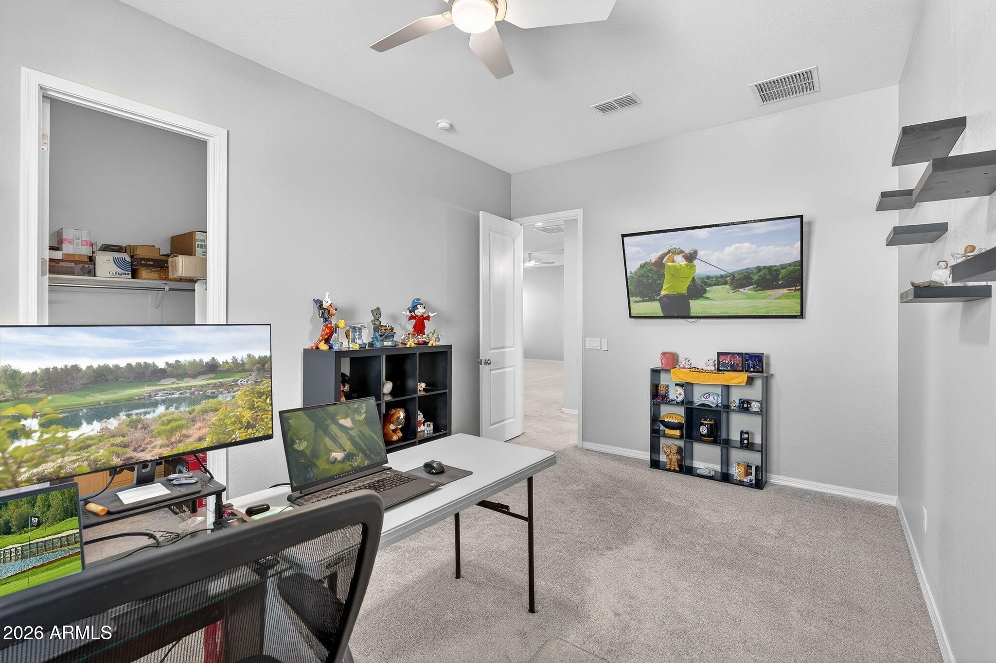 11541 E UTOPIA Avenue