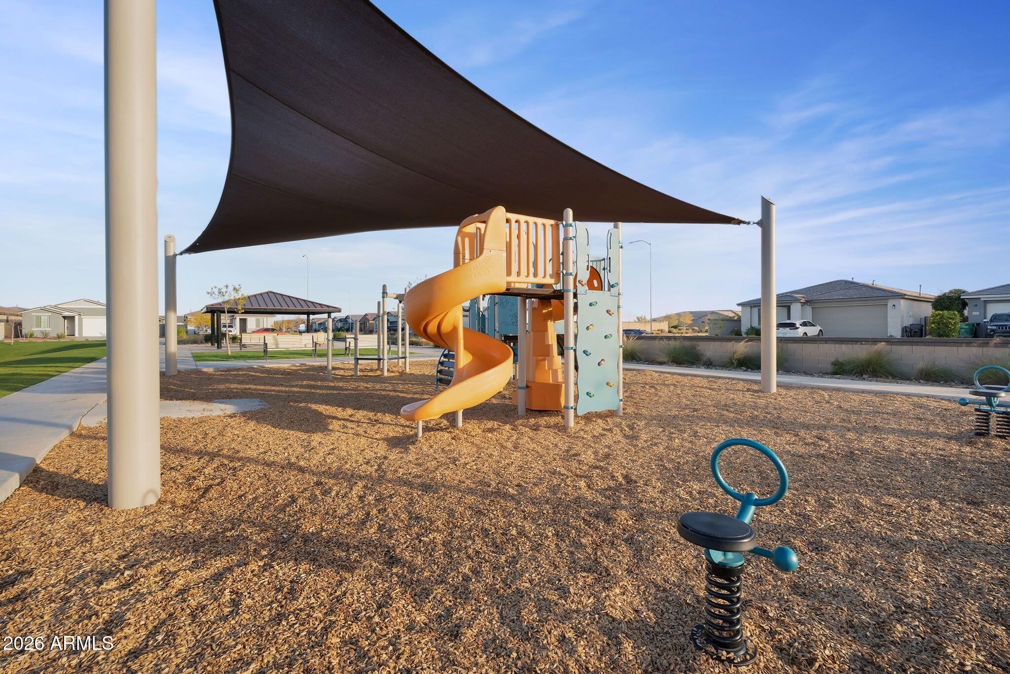 11541 E UTOPIA Avenue