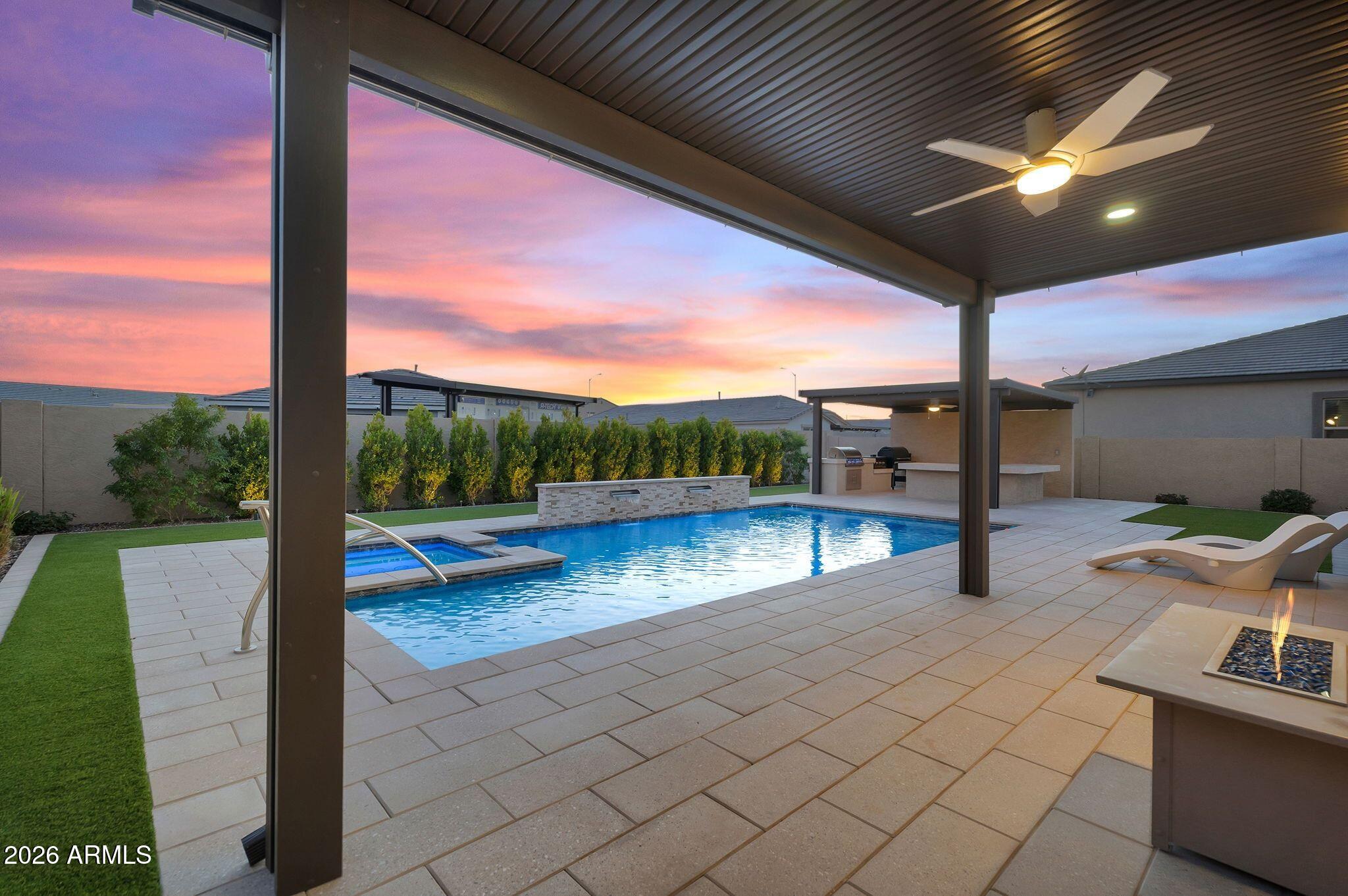 11541 E UTOPIA Avenue