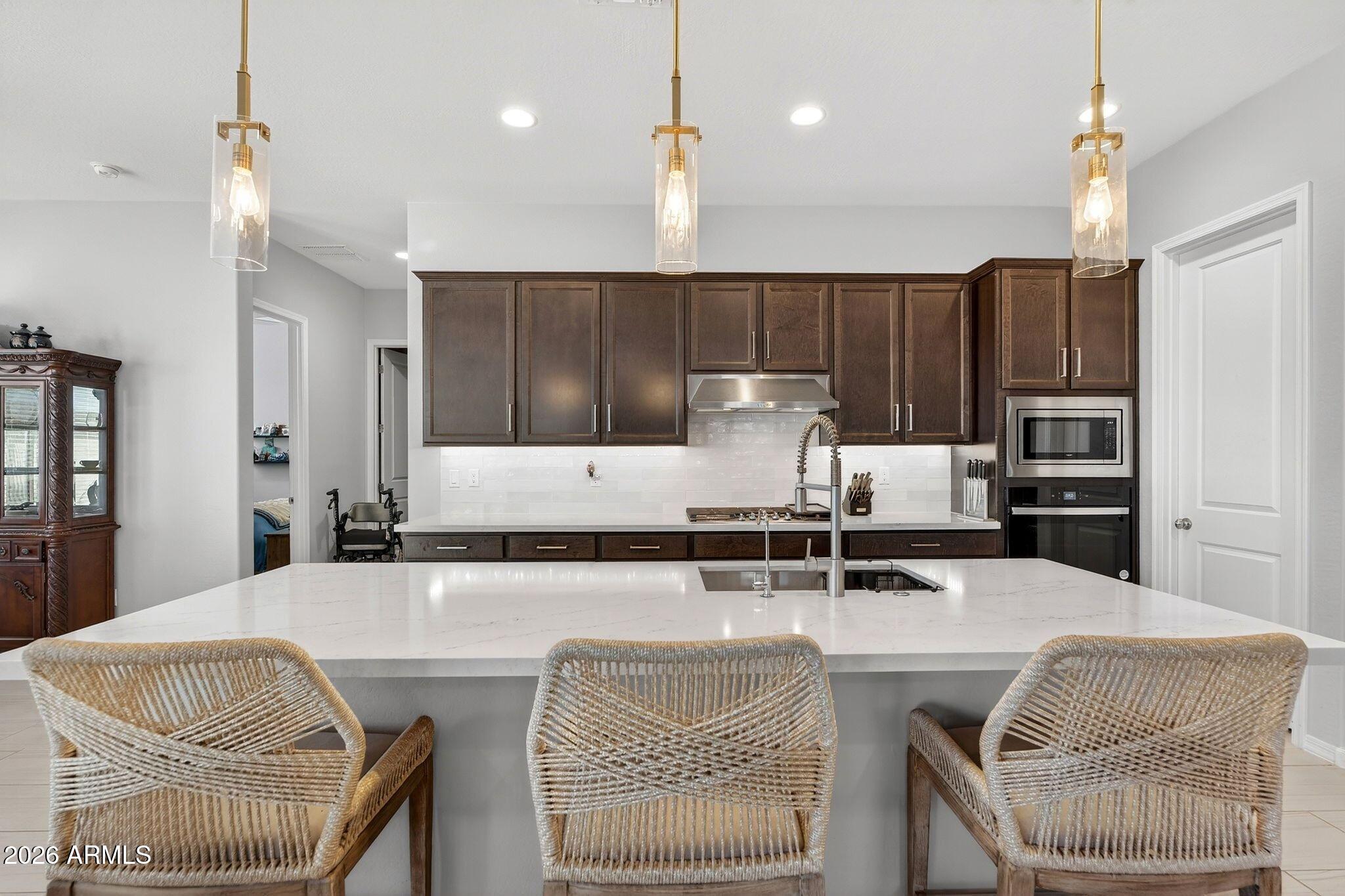 11541 E UTOPIA Avenue