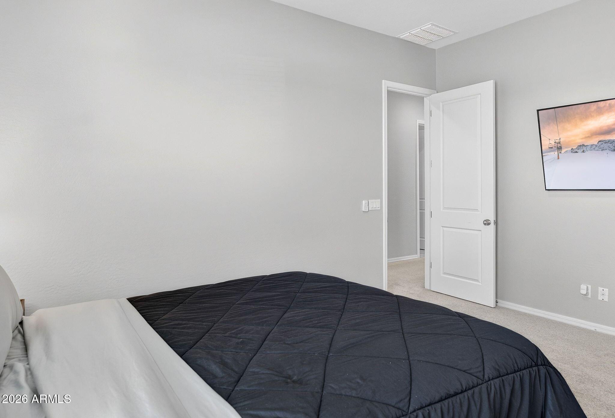 11541 E UTOPIA Avenue