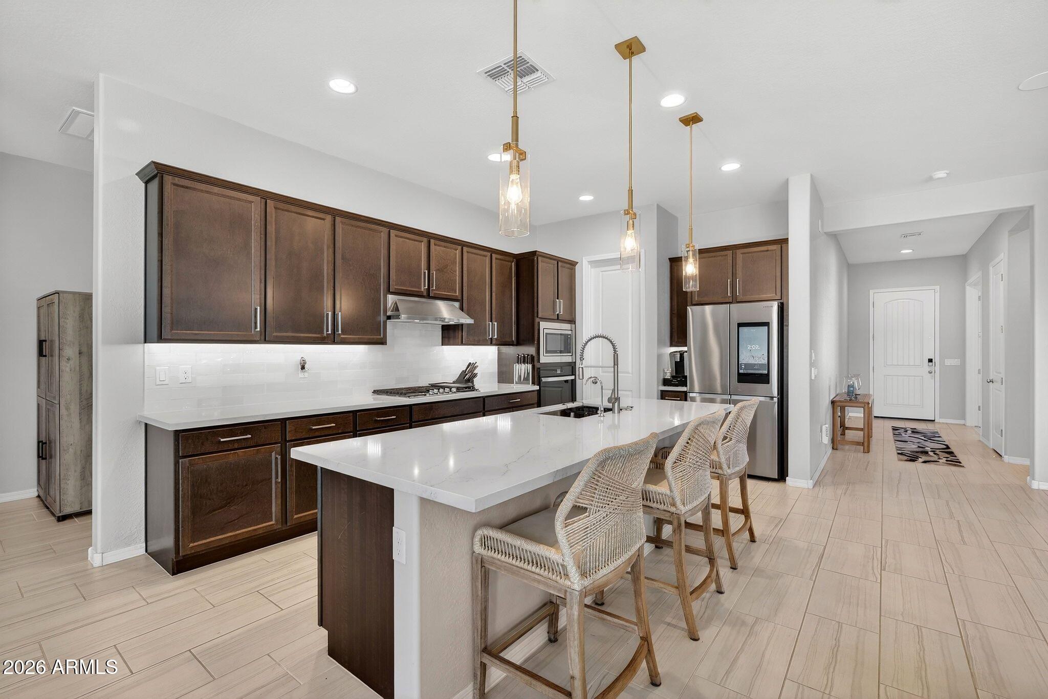 11541 E UTOPIA Avenue