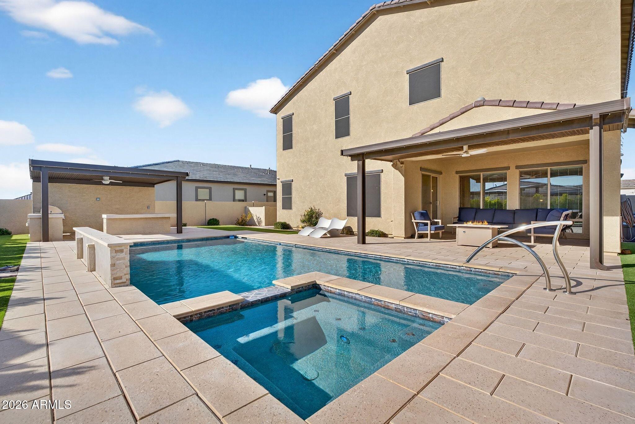 11541 E UTOPIA Avenue