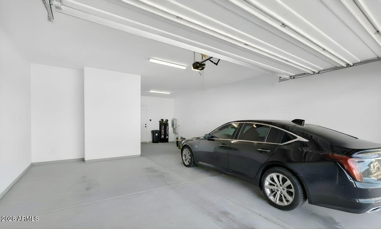 11541 E UTOPIA Avenue