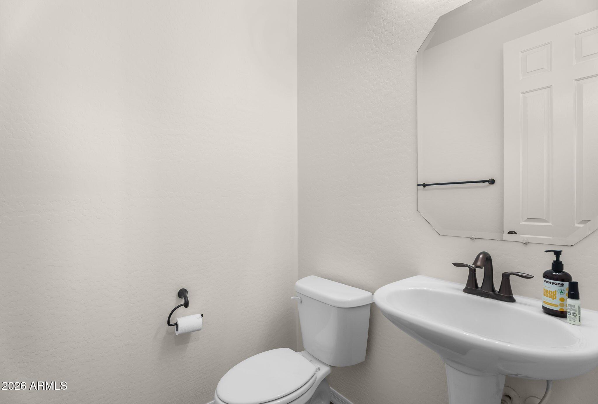 139 W LEATHERWOOD Avenue