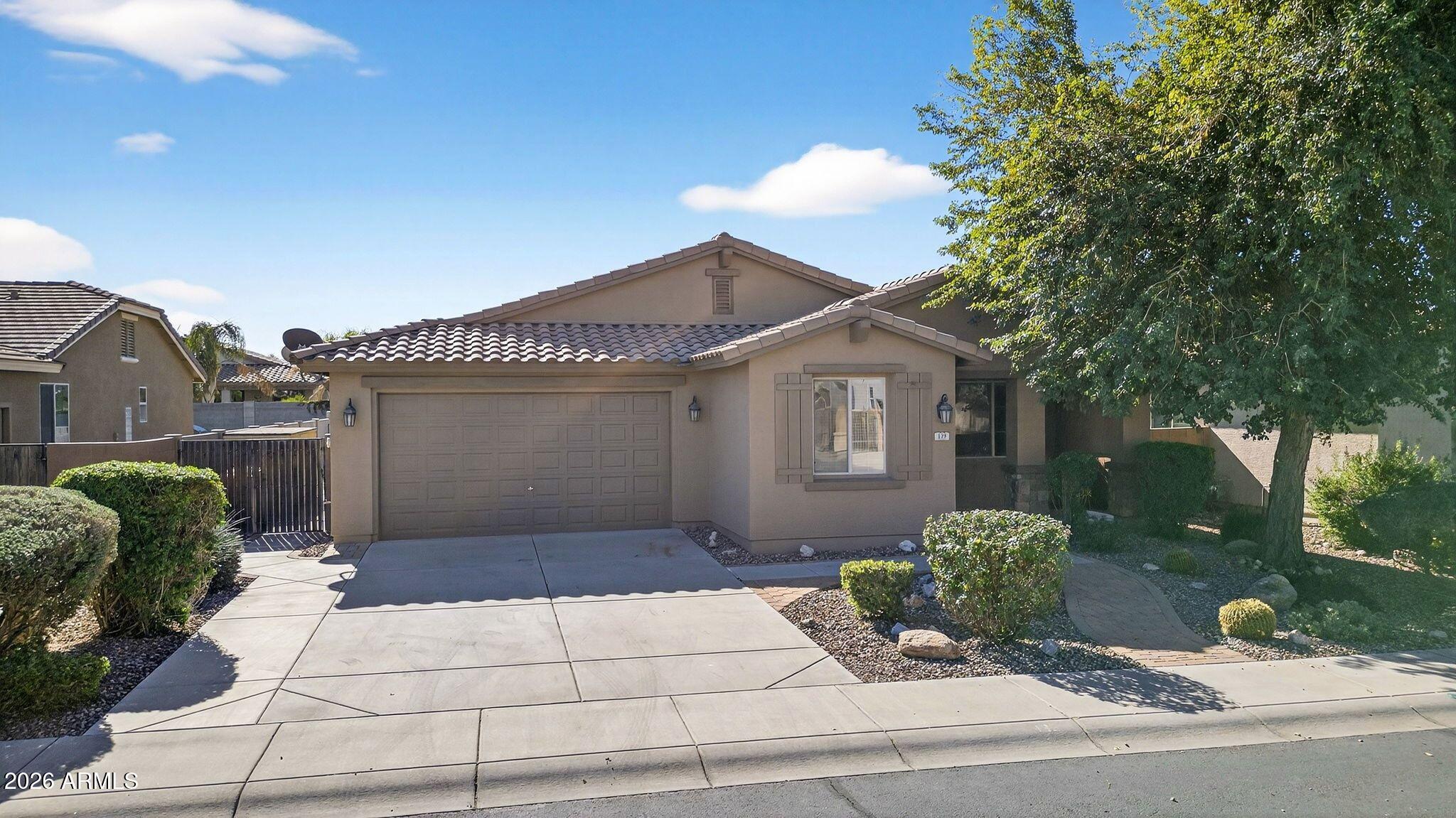 139 W LEATHERWOOD Avenue