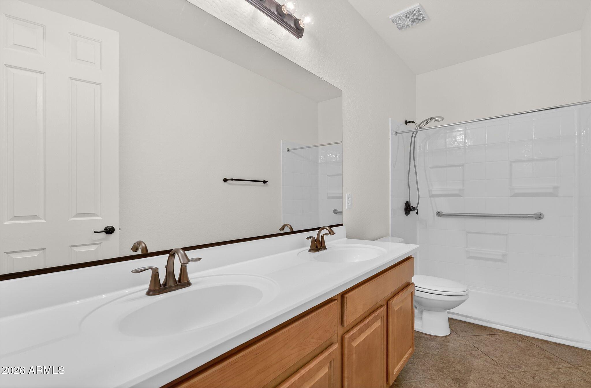 139 W LEATHERWOOD Avenue