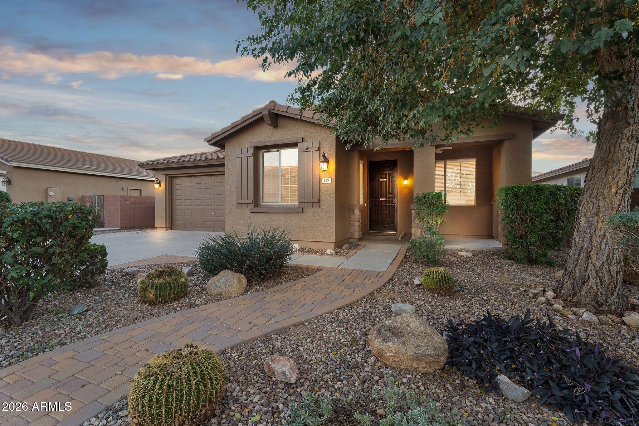 139 W LEATHERWOOD Avenue