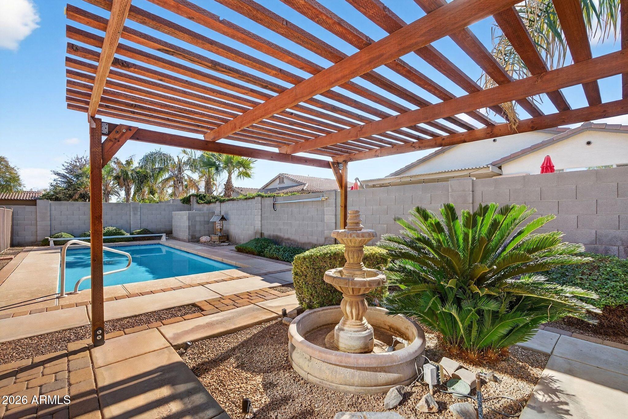 139 W LEATHERWOOD Avenue