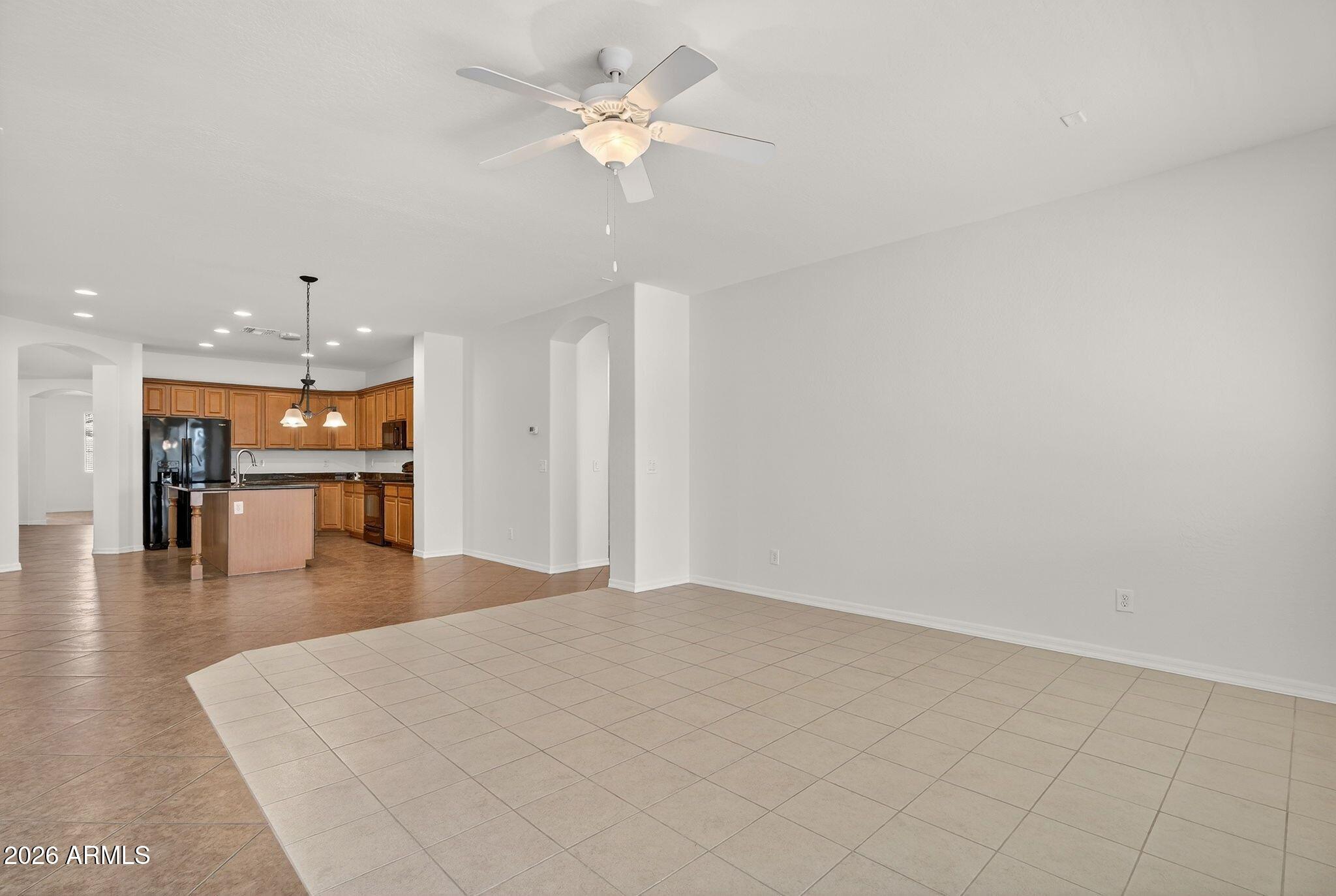 139 W LEATHERWOOD Avenue