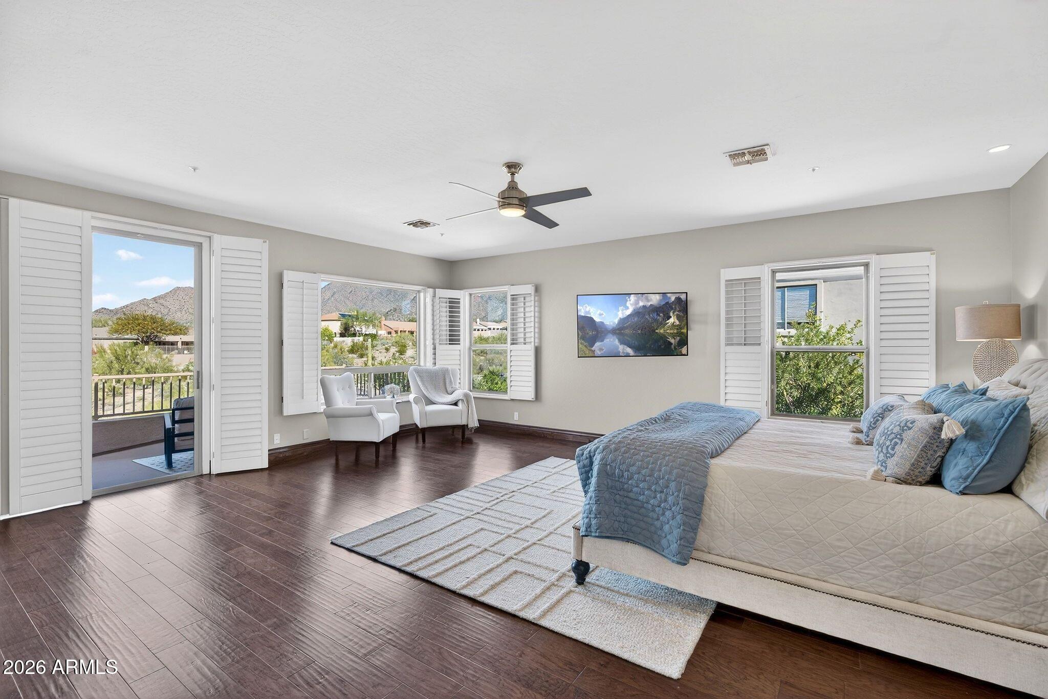 10674 E BUTHERUS Drive