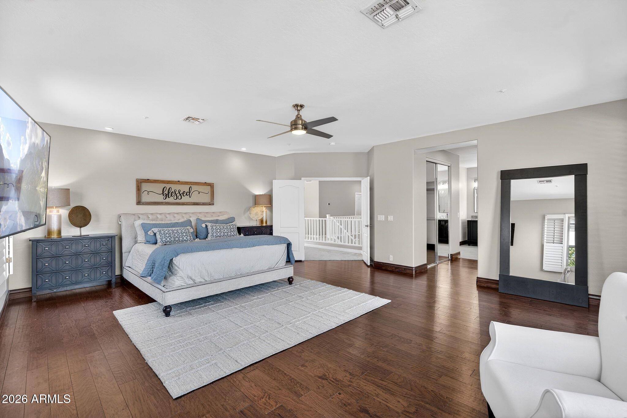 10674 E BUTHERUS Drive