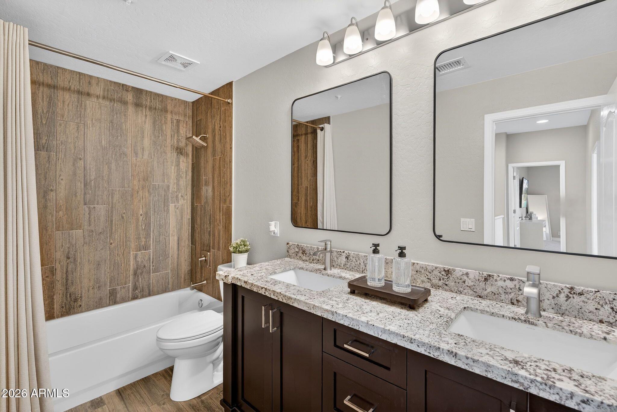 10674 E BUTHERUS Drive