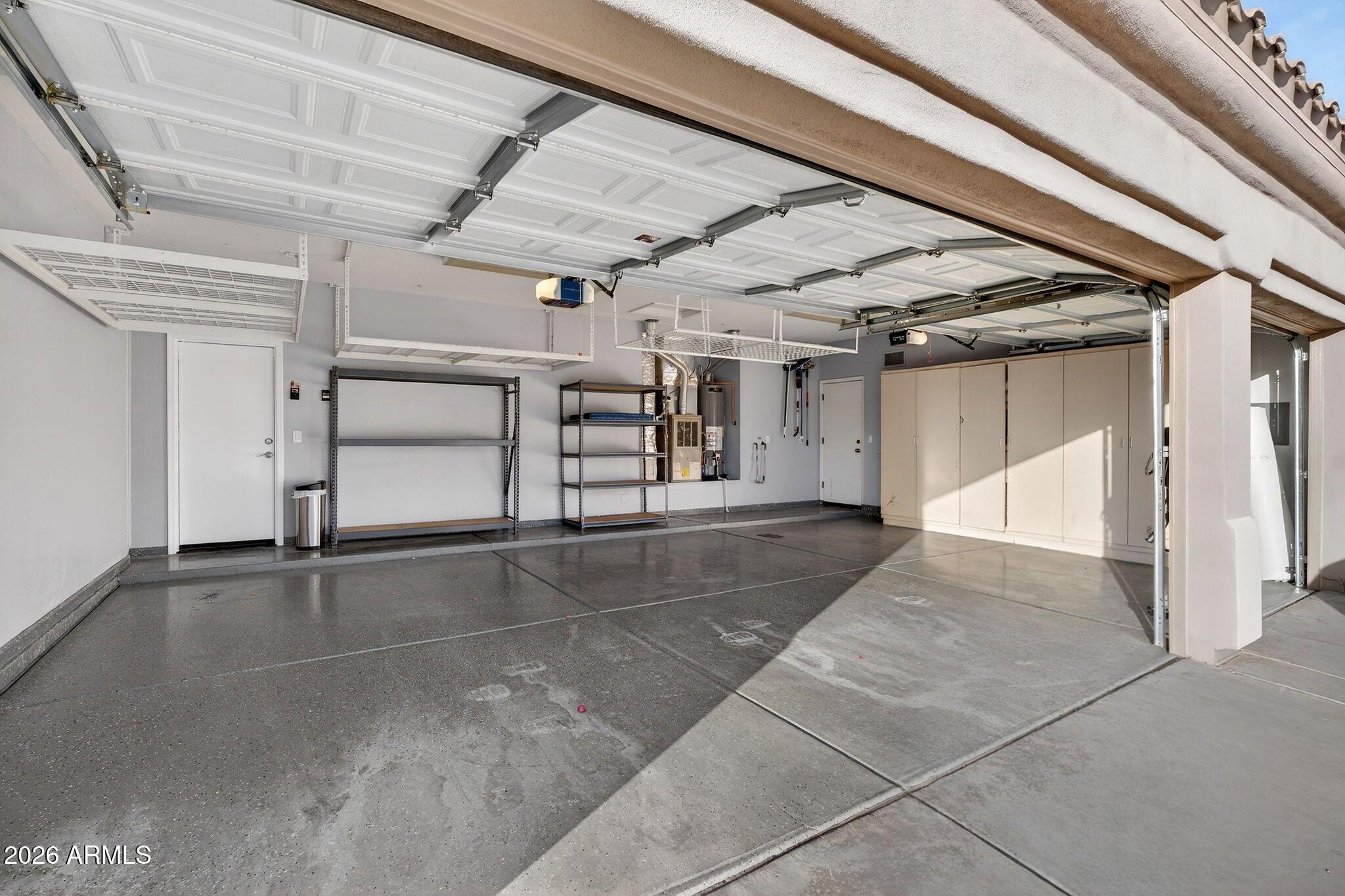 10674 E BUTHERUS Drive