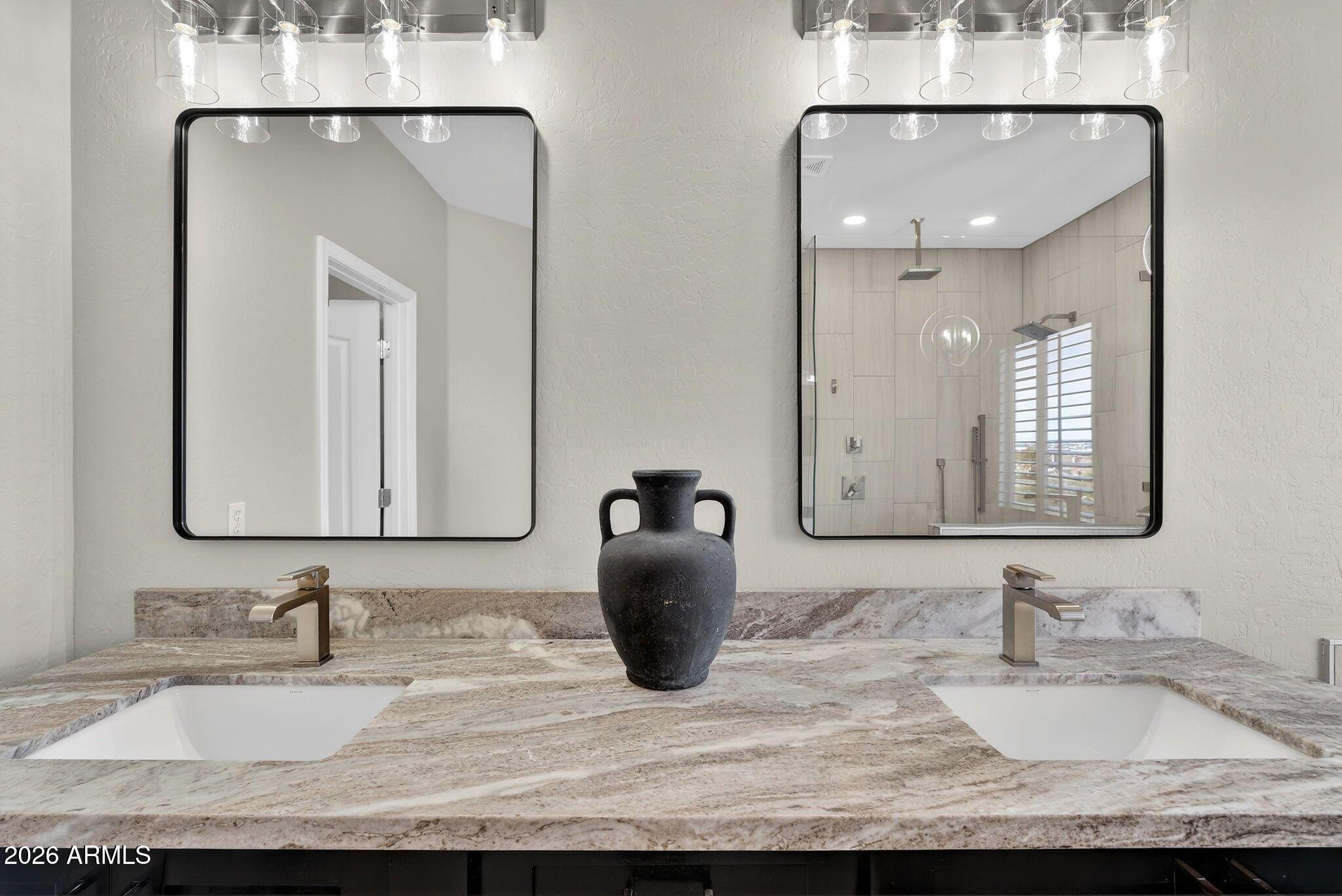 10674 E BUTHERUS Drive