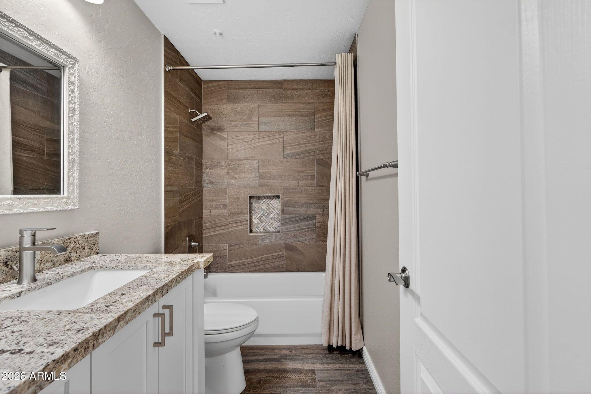 10674 E BUTHERUS Drive