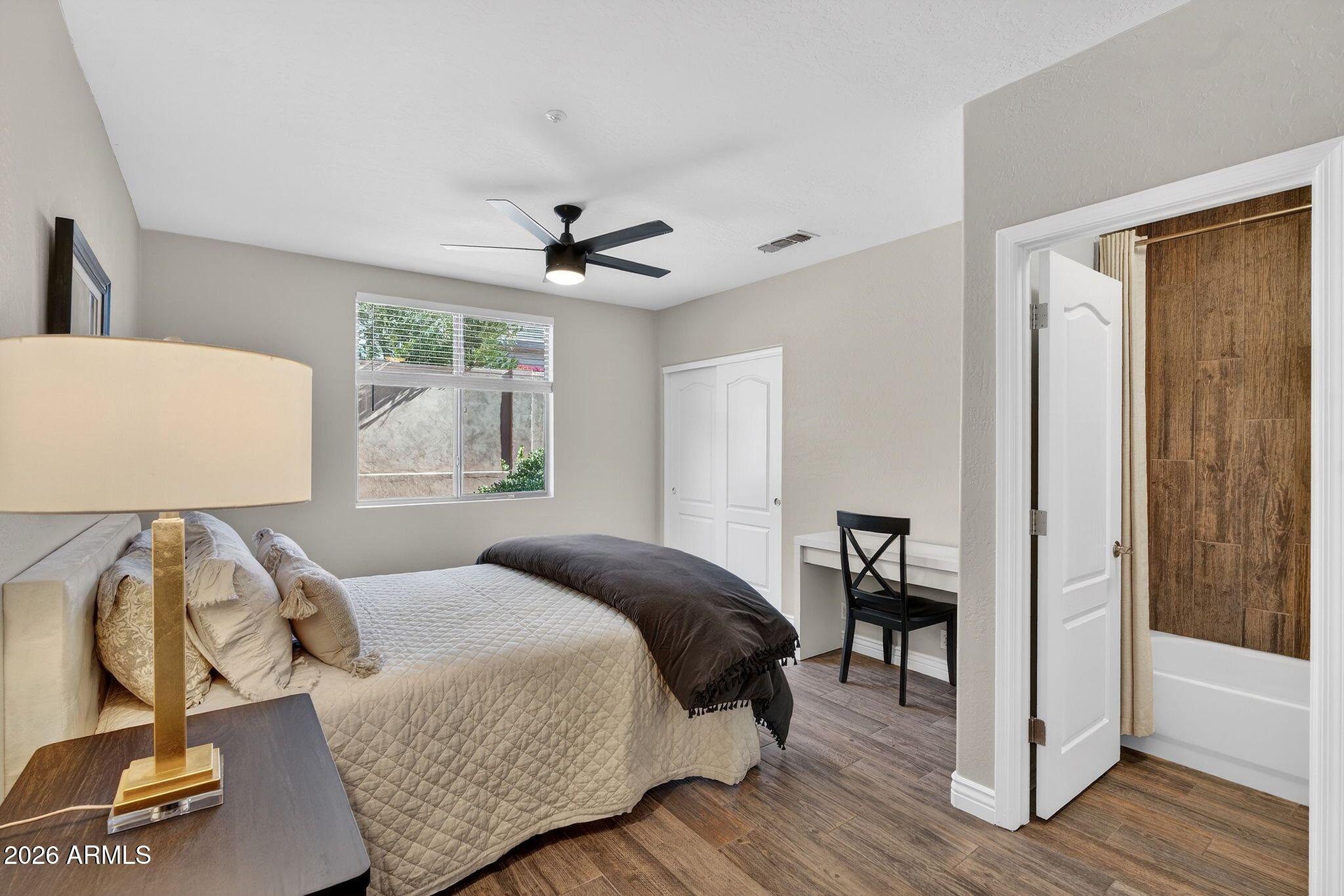 10674 E BUTHERUS Drive