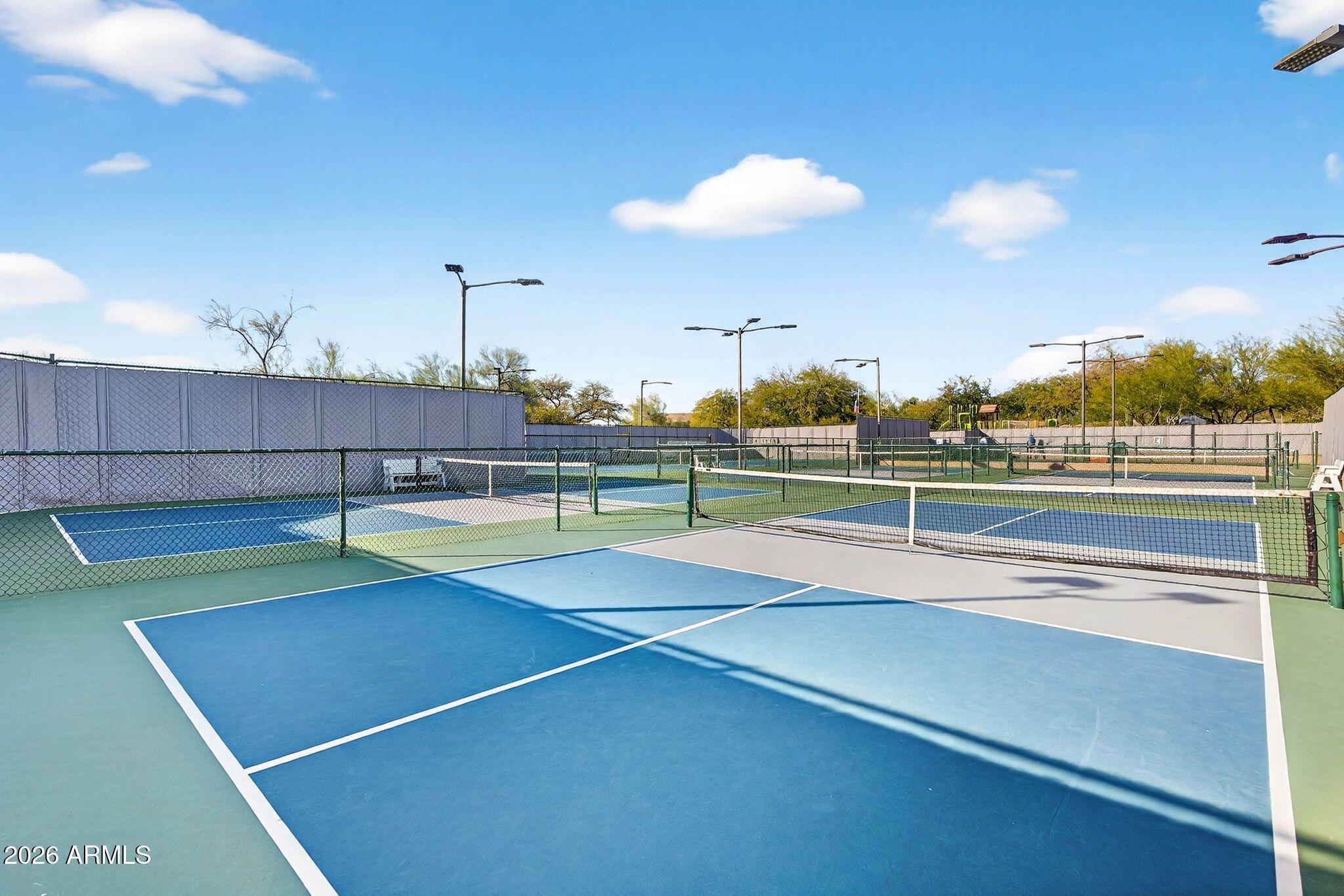 10674 E BUTHERUS Drive