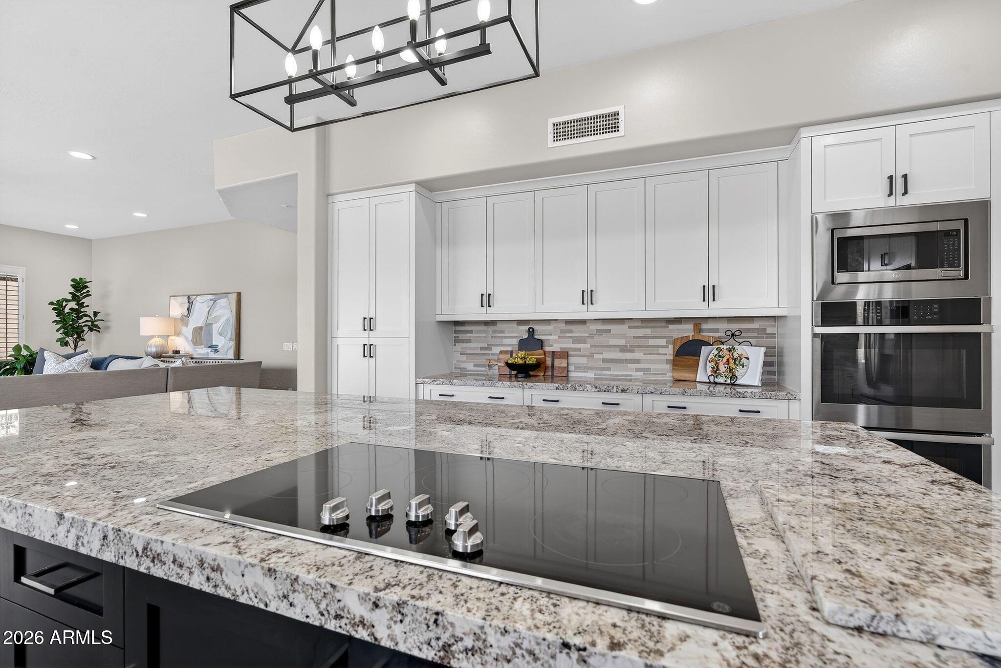 10674 E BUTHERUS Drive