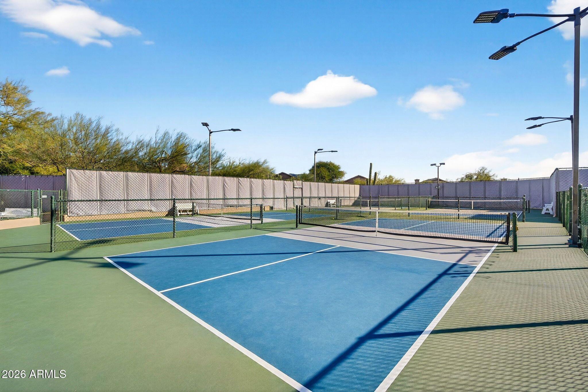 10674 E BUTHERUS Drive