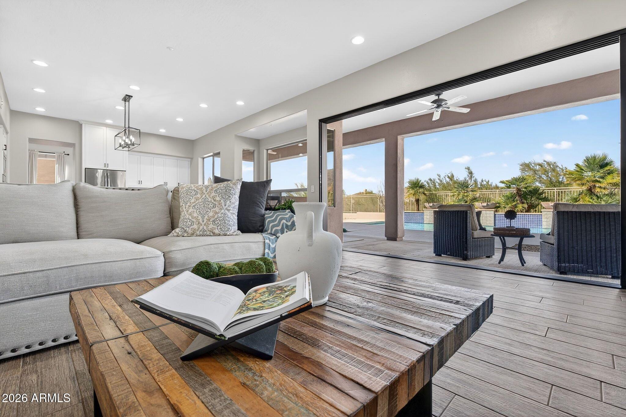 10674 E BUTHERUS Drive