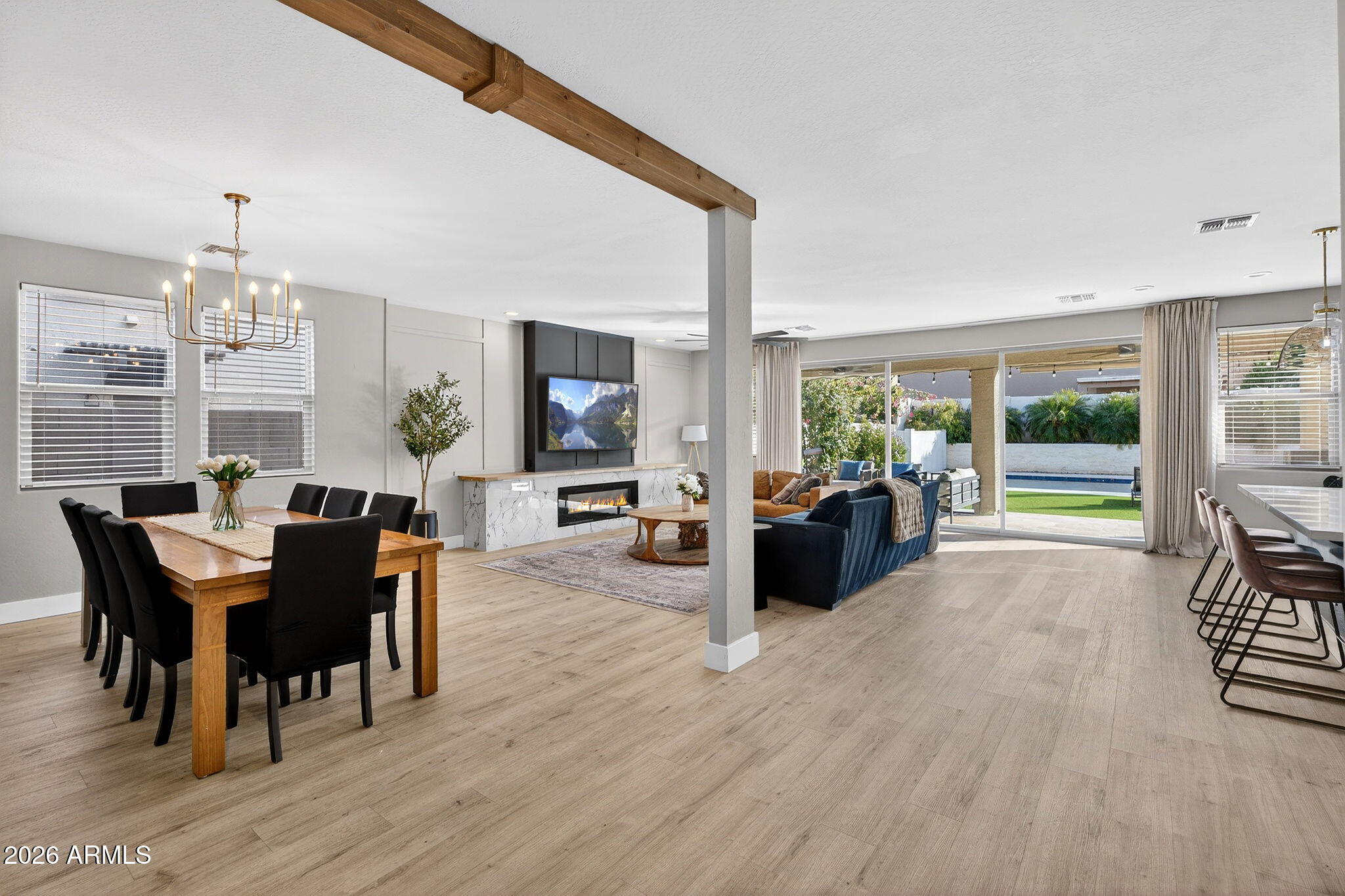 1663 W GORDON Street