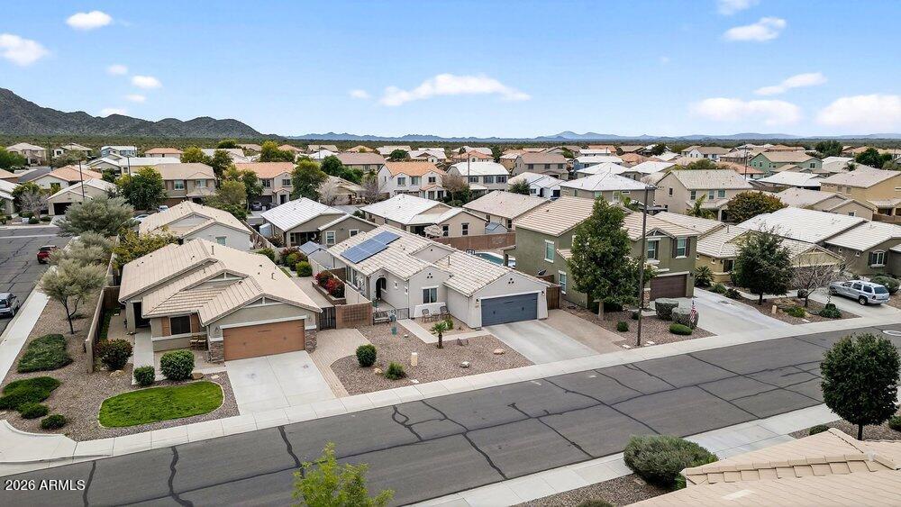 2033 E SADDLEBROOK Road