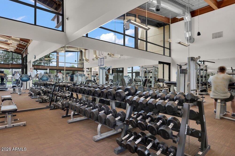 2033 E SADDLEBROOK Road