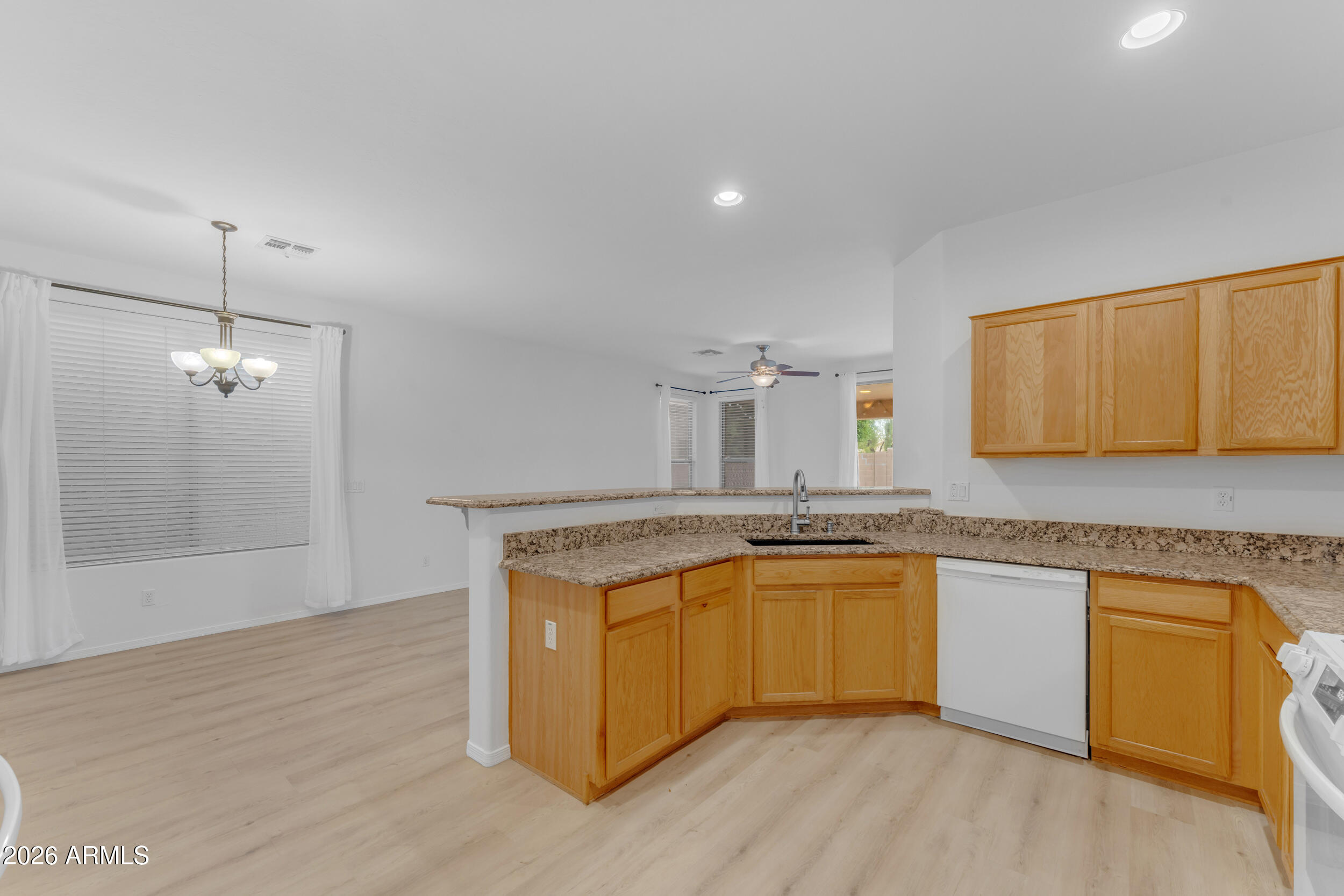 3234 E LARK Court