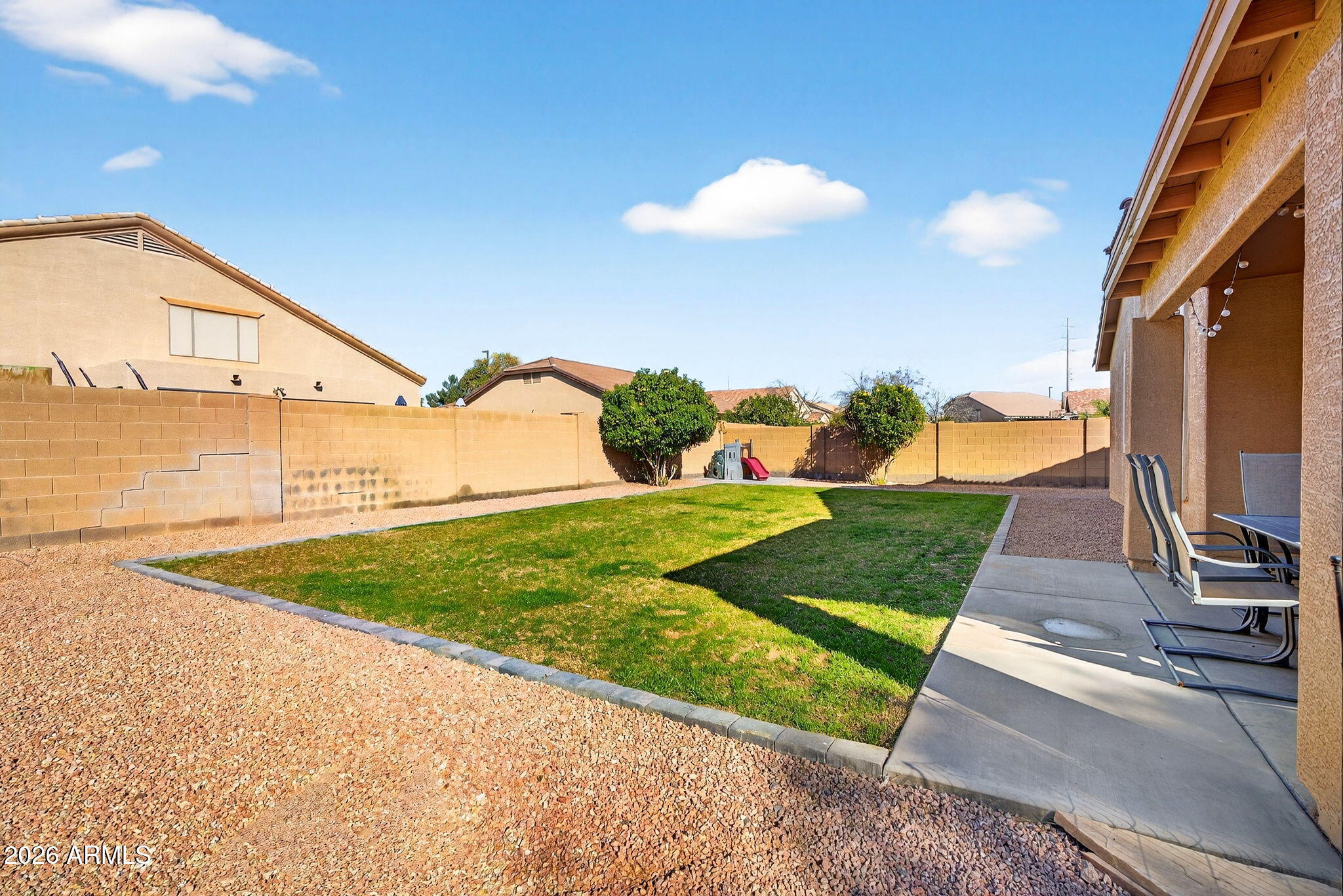 3234 E LARK Court