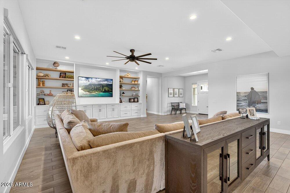 20712 E MARSH Road