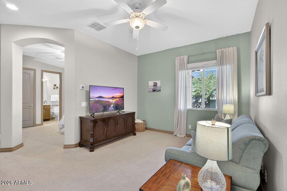 20200 E NIGHTHAWK Way