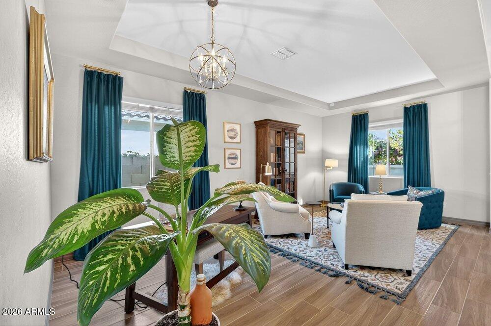 20200 E NIGHTHAWK Way