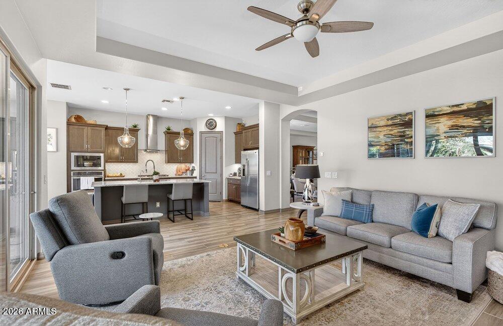 20200 E NIGHTHAWK Way