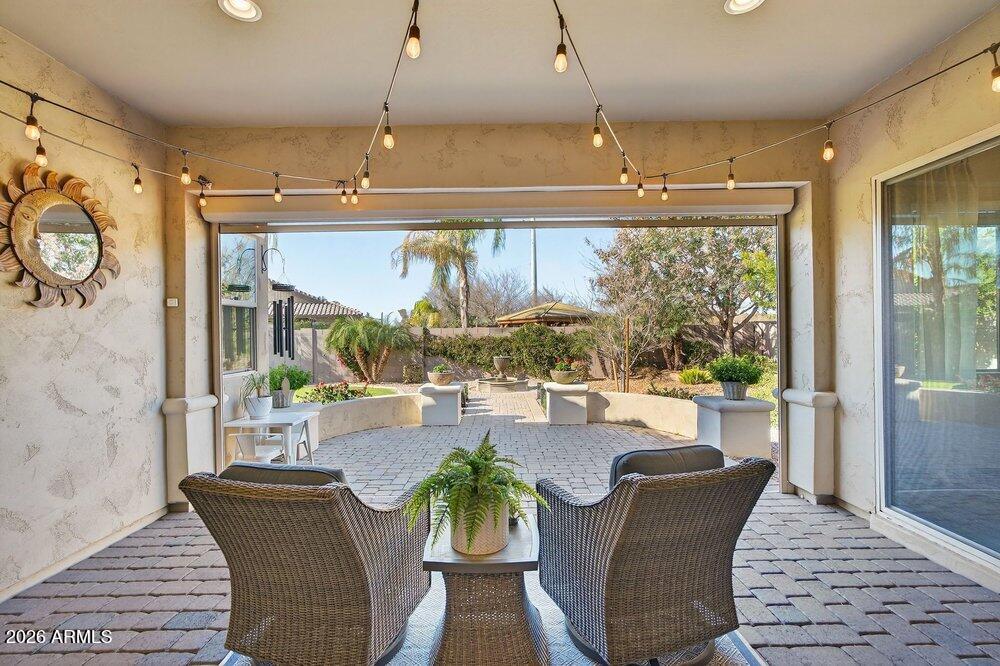 20200 E NIGHTHAWK Way